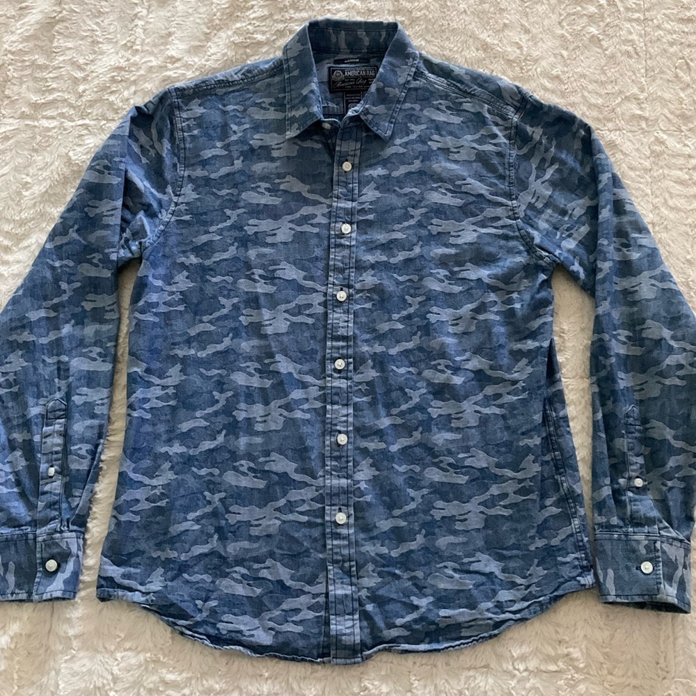 Men’s American Rag Blue Camo Button-Down Shirt Size Medium
